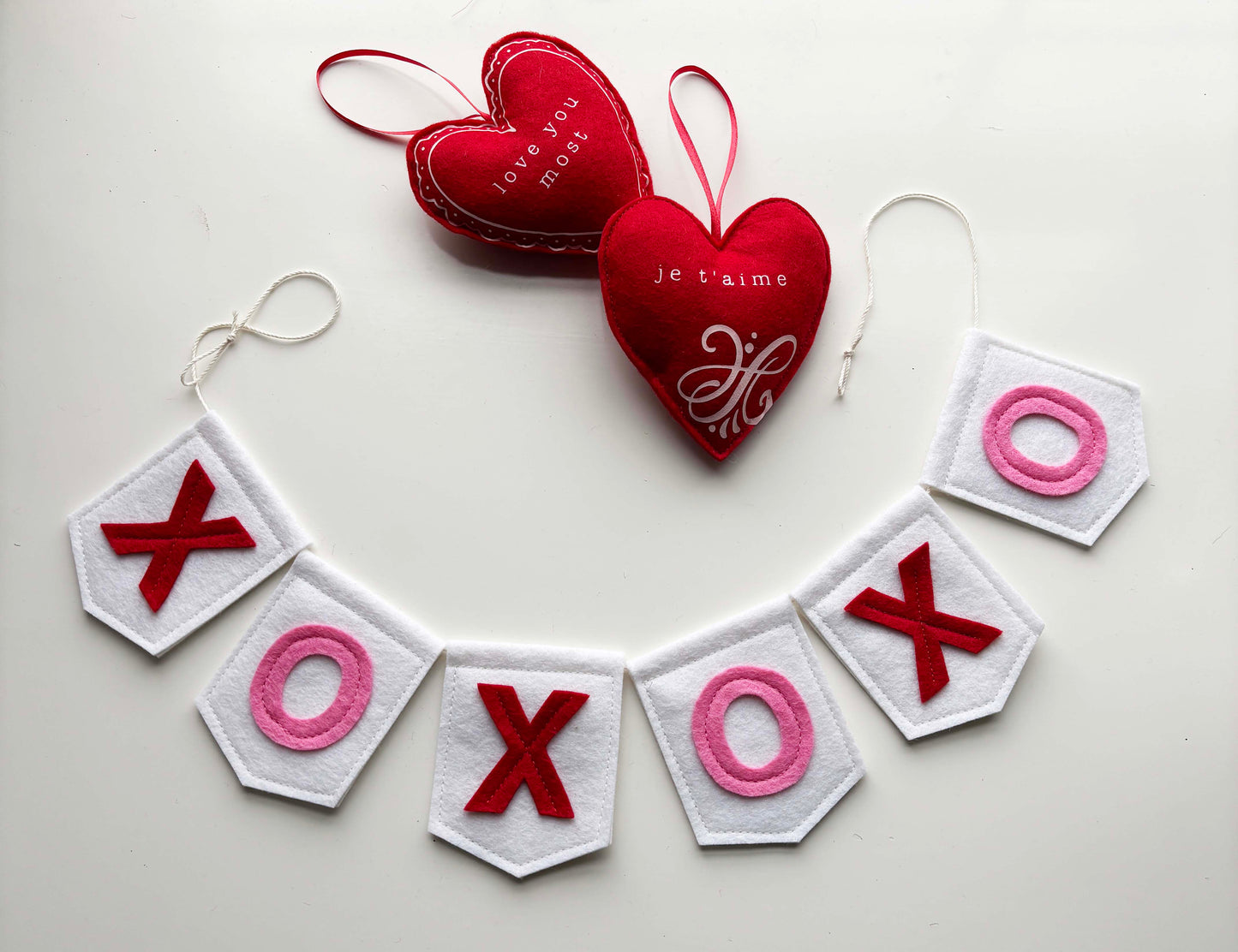 Applique XOXO Valentine Garland - Felt Garland