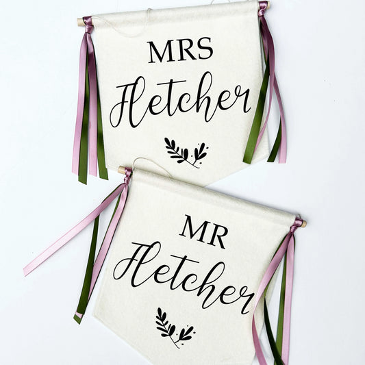 Custom Wedding Sign/Banner - Mr and Mrs