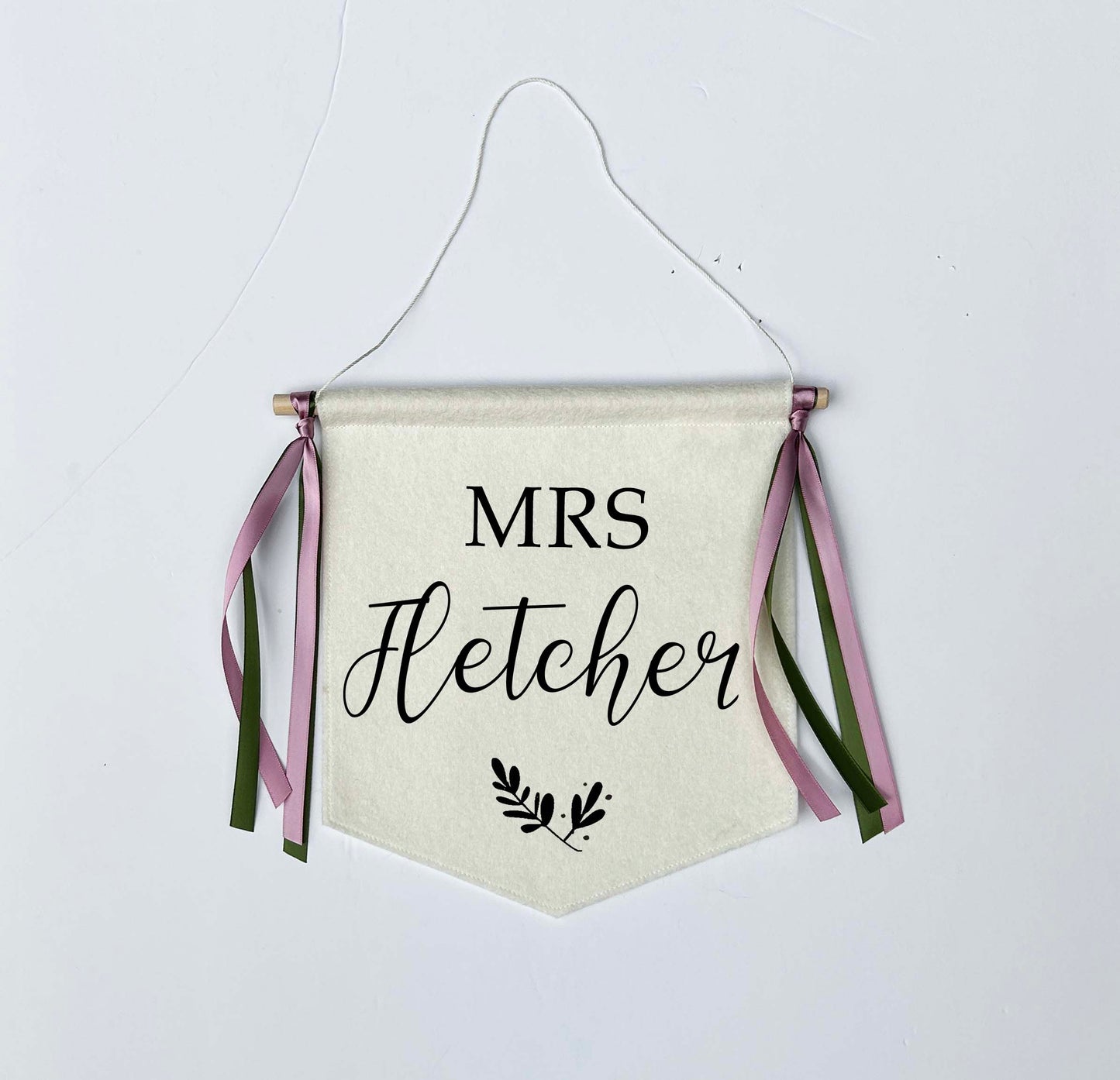 Custom Wedding Sign/Banner - Mr and Mrs