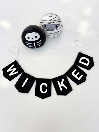 Wicked Felt Garland - Spooky Season Halloween Decoration