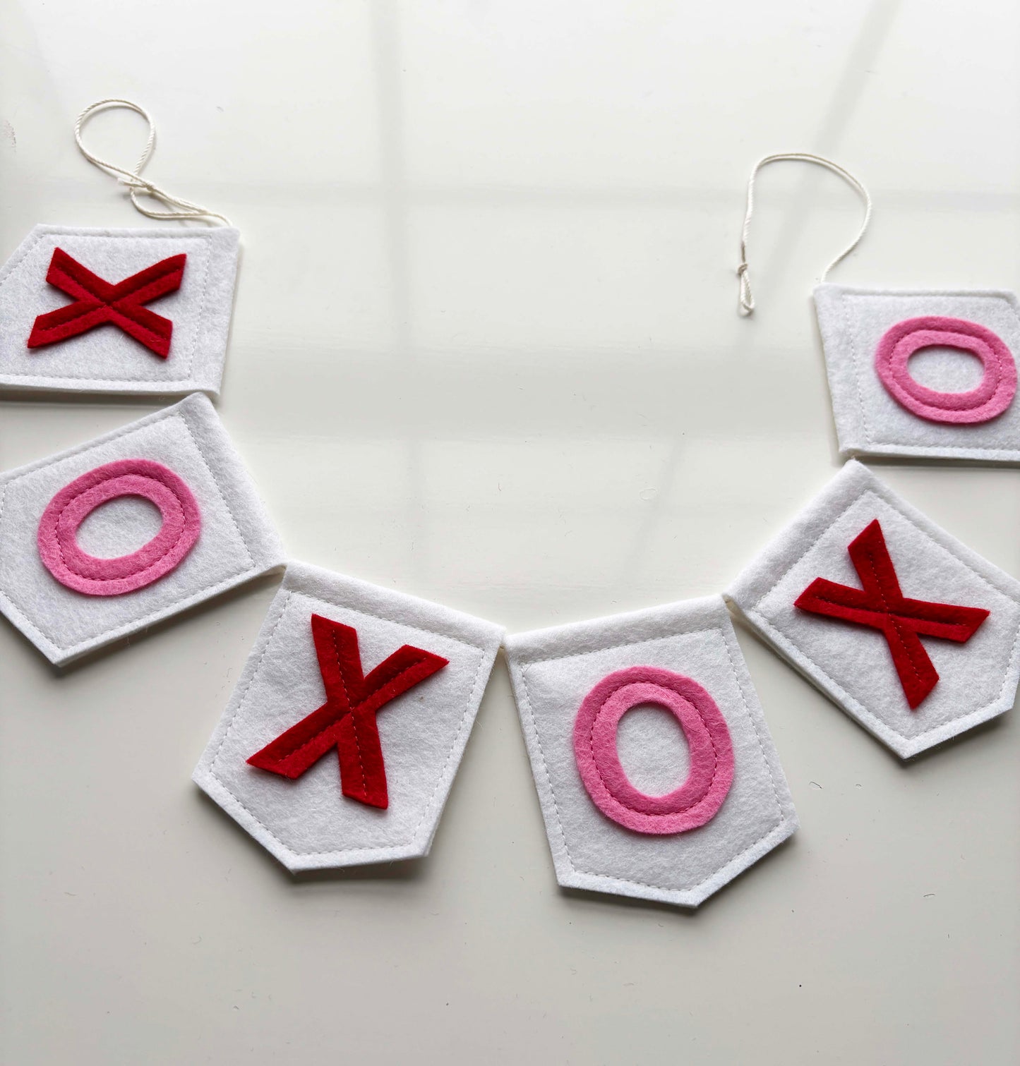 Applique XOXO Valentine Garland - Felt Garland