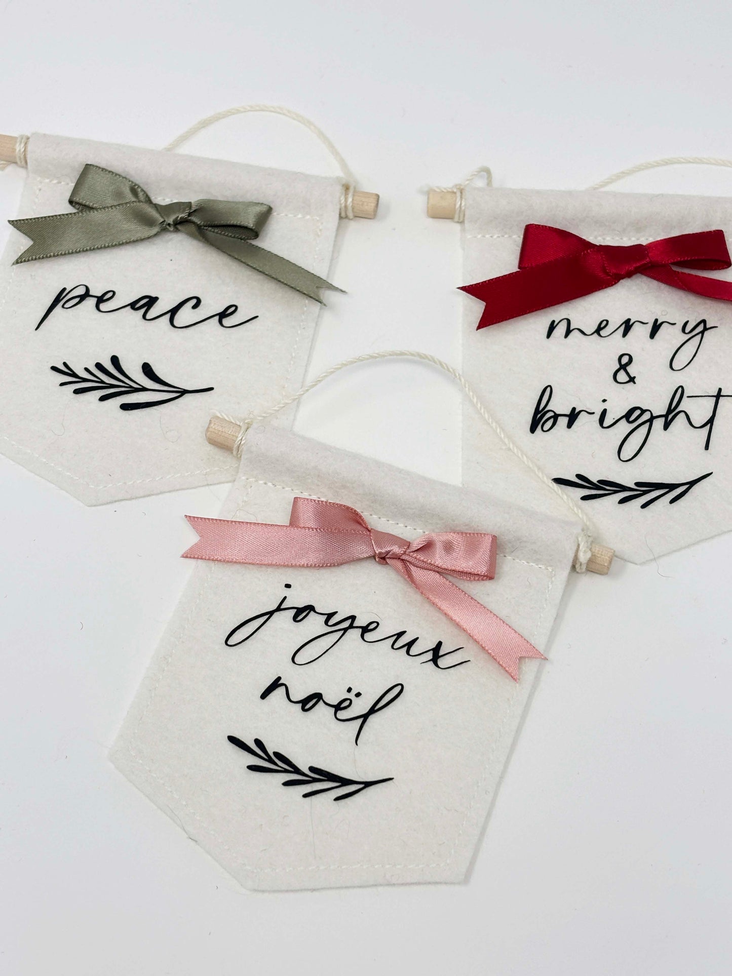 Merry & Bright - Christmas Tree Ornament Banner