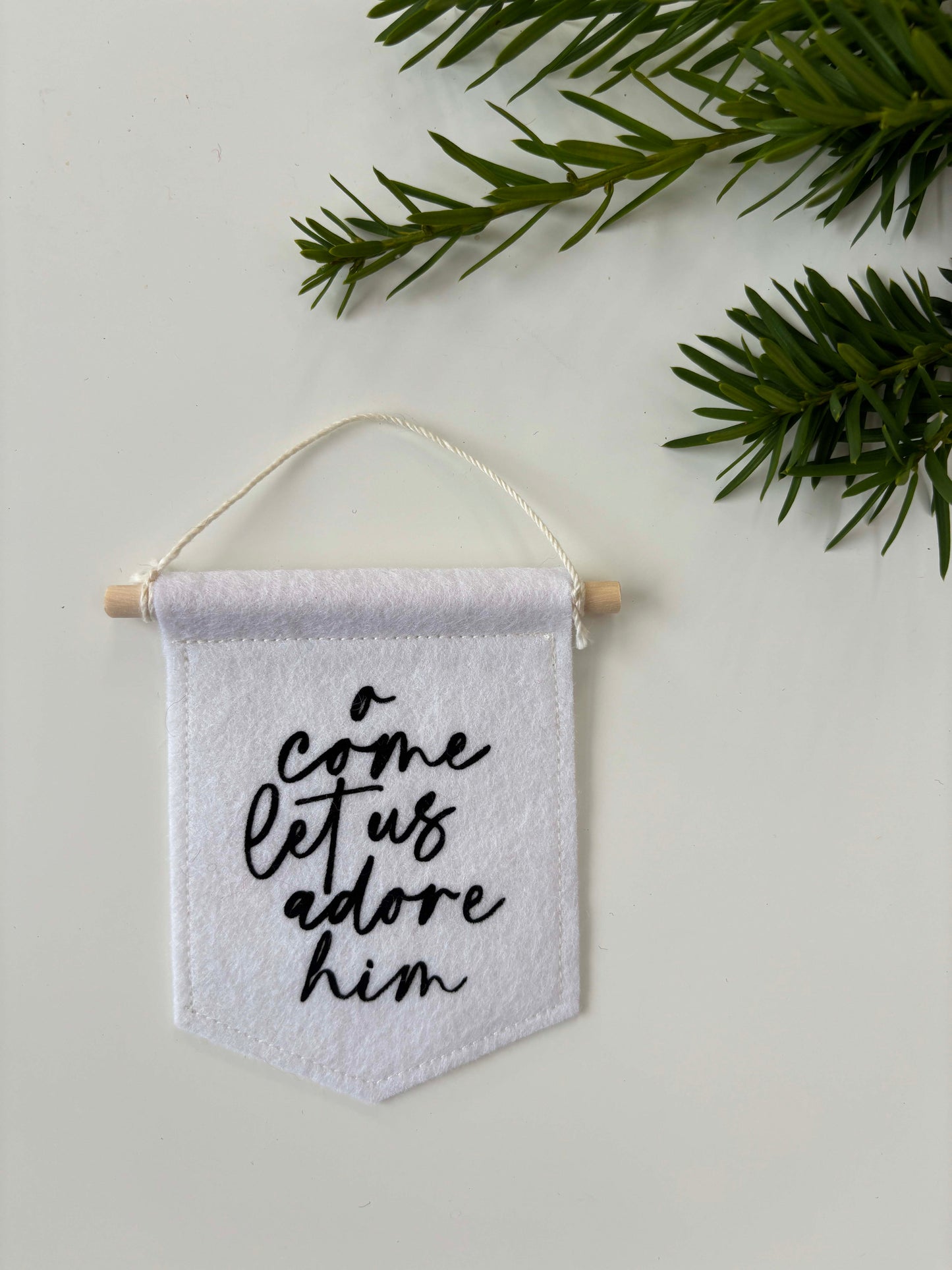 O Come Let Us Adore Him - Christmas Tree Ornament Banner