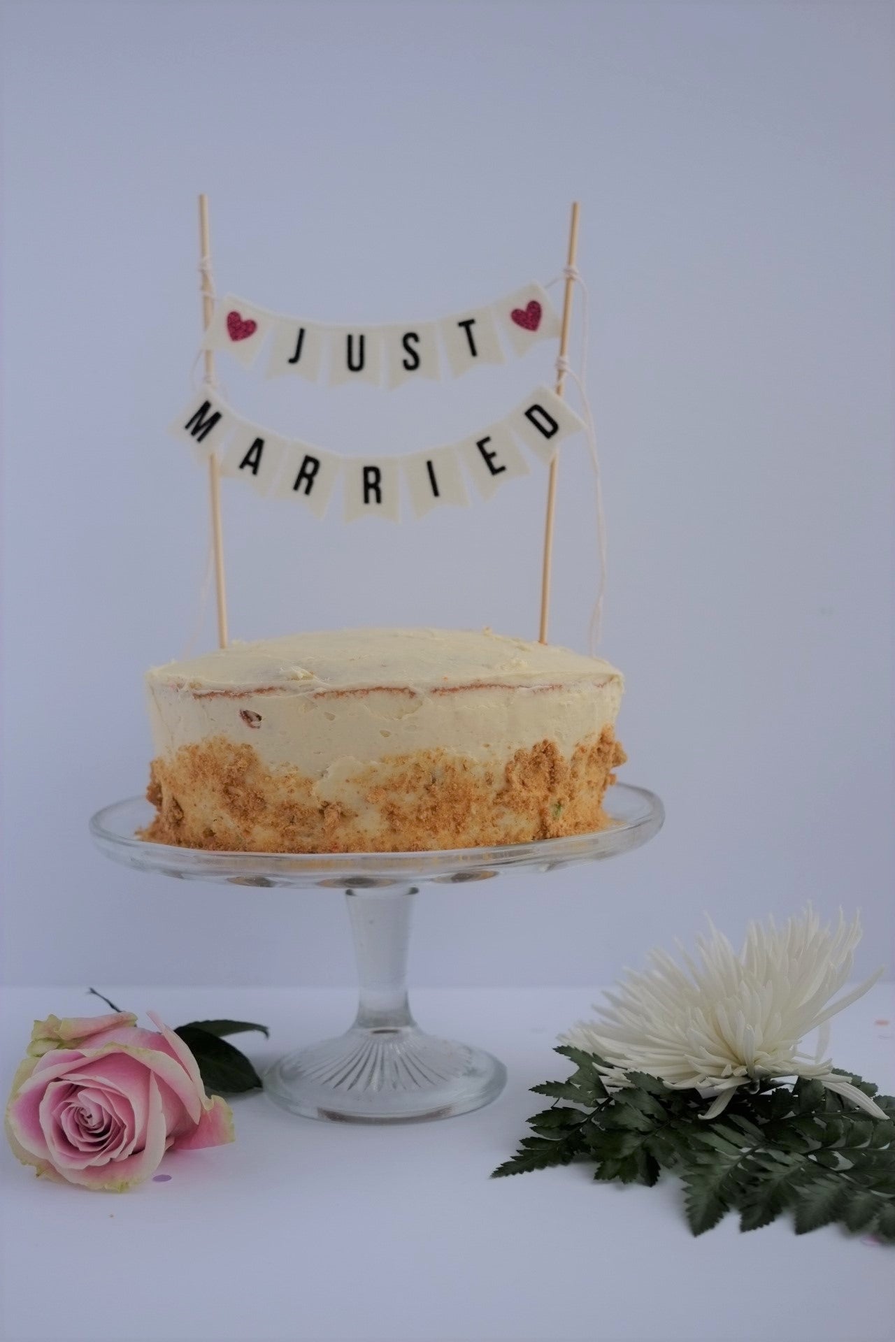 Just Married Wedding Banner Hessian Cake Topper - China Cake Topper and  Hessian Cake Topper price | Made-in-China.com